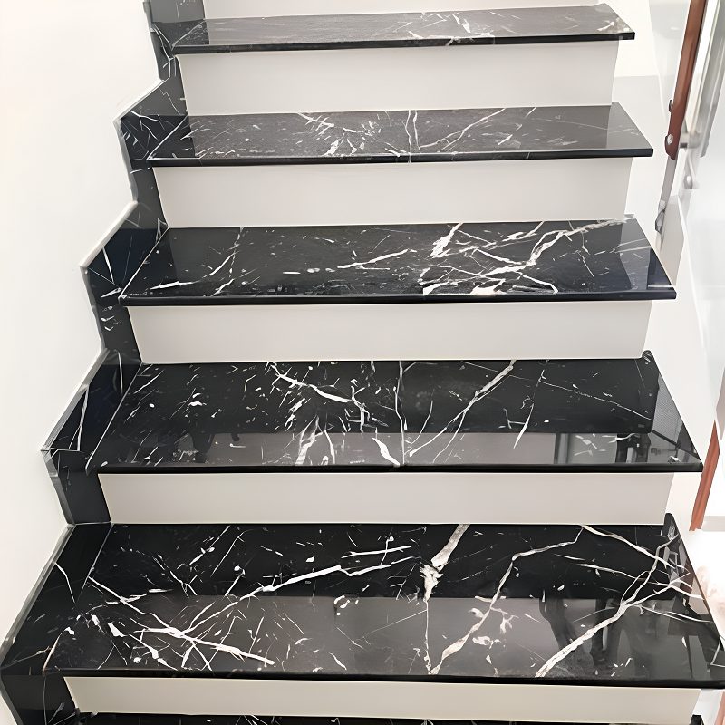 Ốp lát cầu thang đá bằng marble tự nhiên